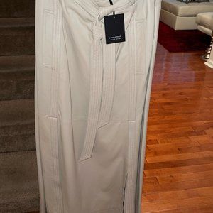 BANANA REPUBLIC LEATHER SKIRT - SIZE 8